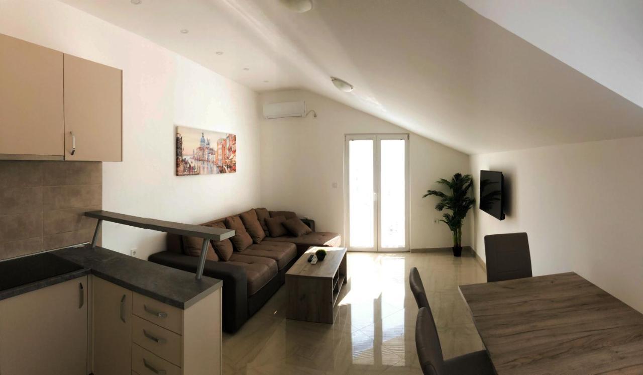 Viktor Appartement *